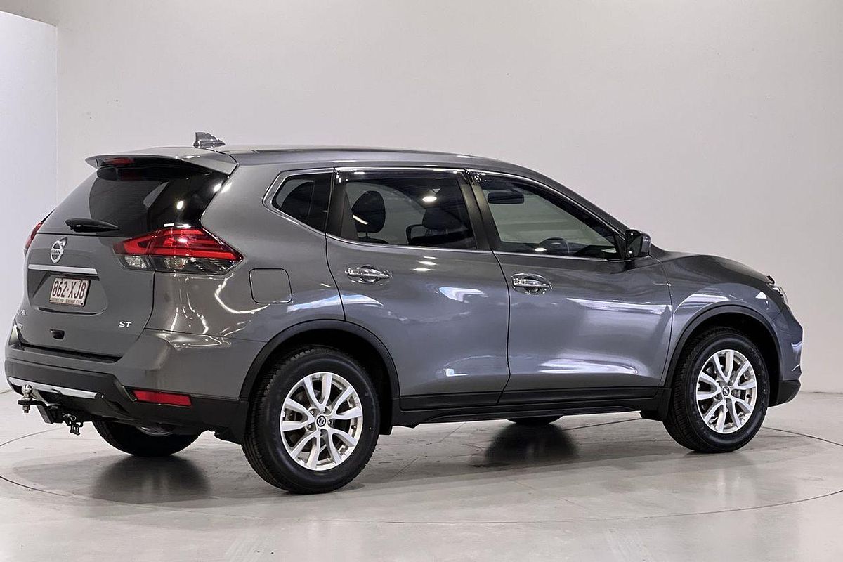 2017 Nissan X-TRAIL ST T32