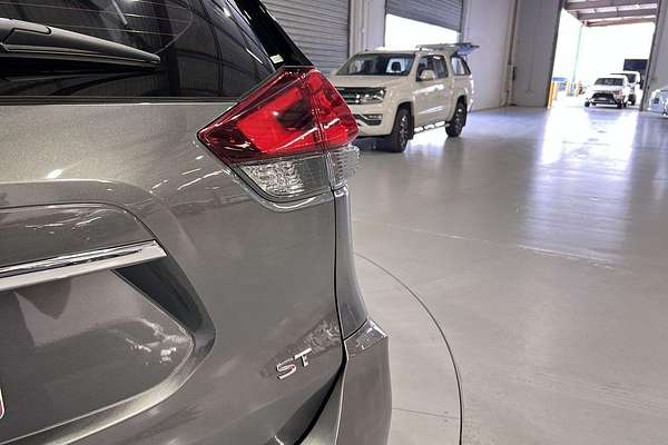 2017 Nissan X-TRAIL ST T32