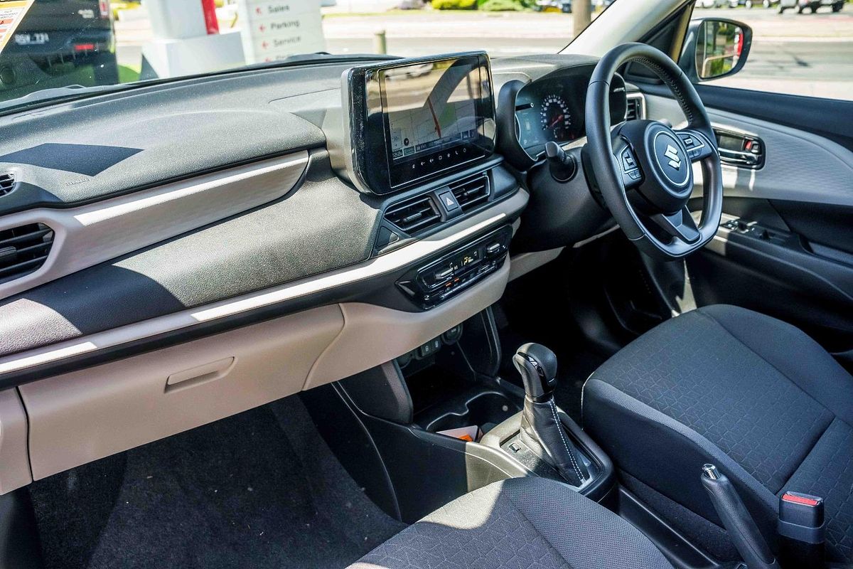 2024 Suzuki Swift Hybrid Plus UZ