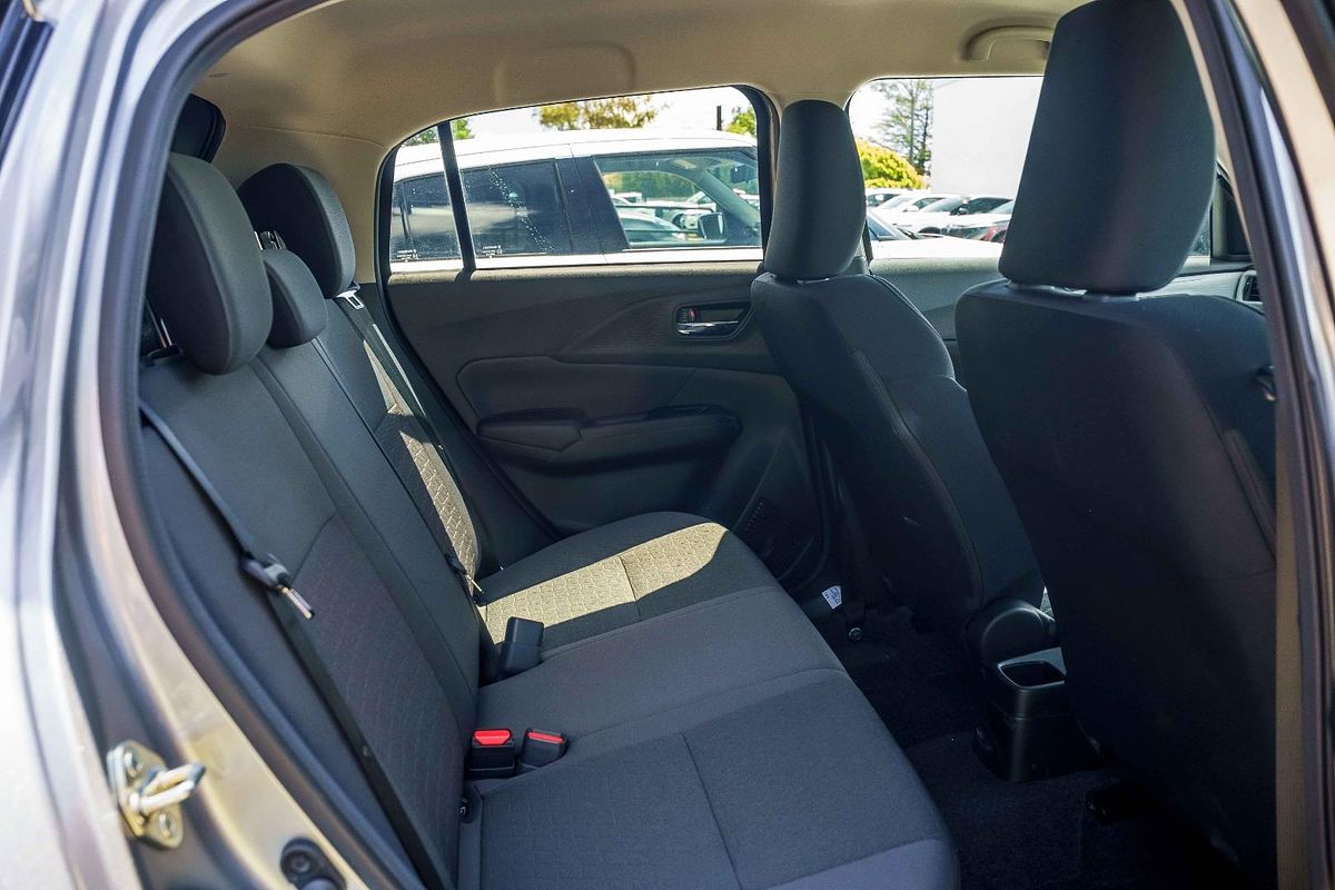 2024 Suzuki Swift Hybrid Plus UZ