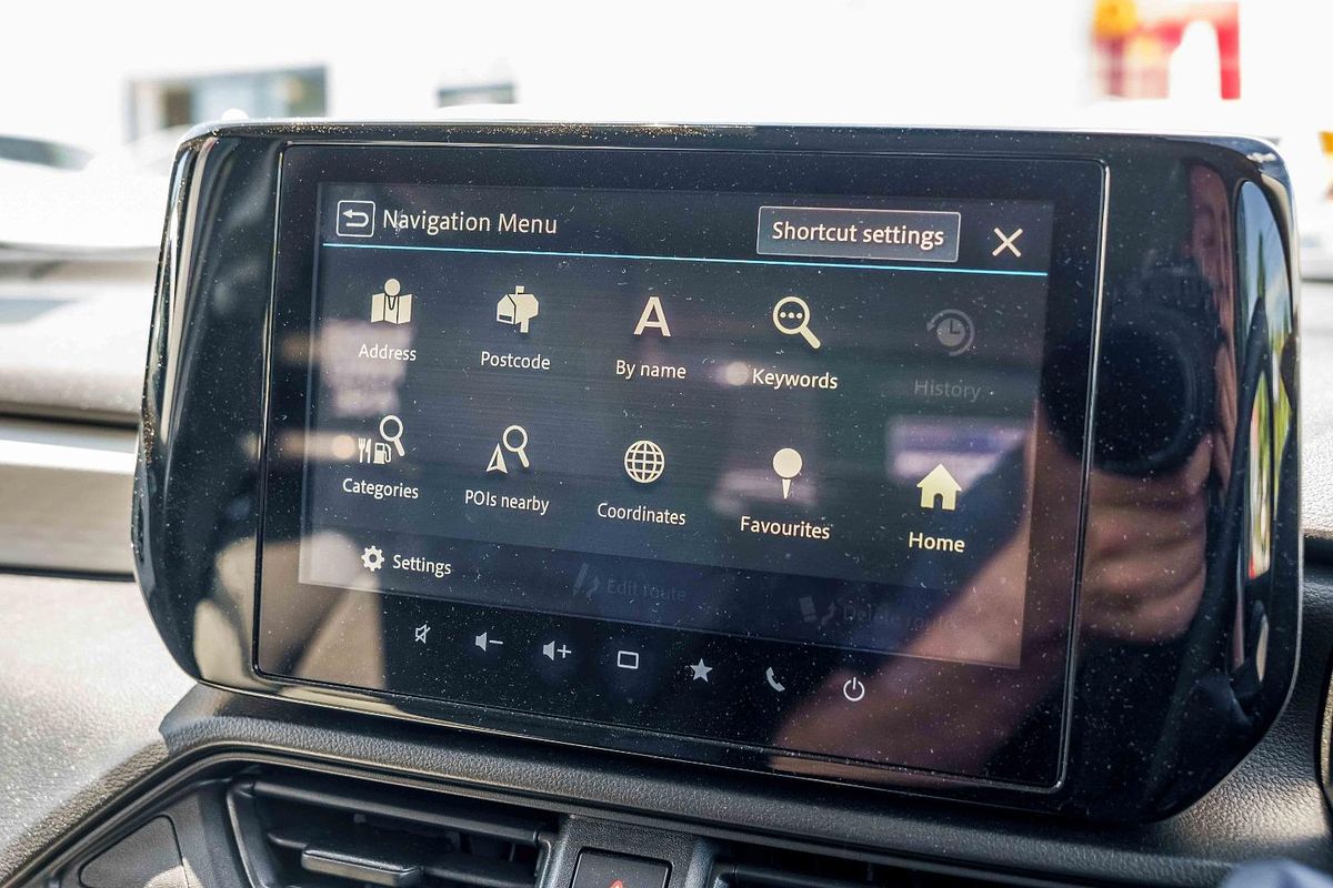 2024 Suzuki Swift Hybrid Plus UZ