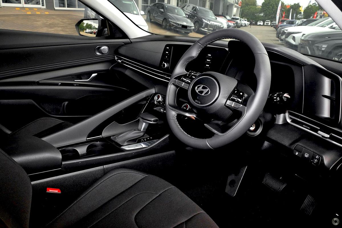 2025 Hyundai i30 Hybrid CN7.V2