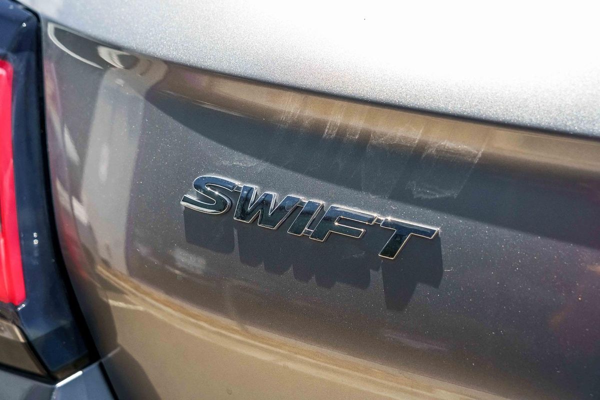 2024 Suzuki Swift Hybrid Plus UZ