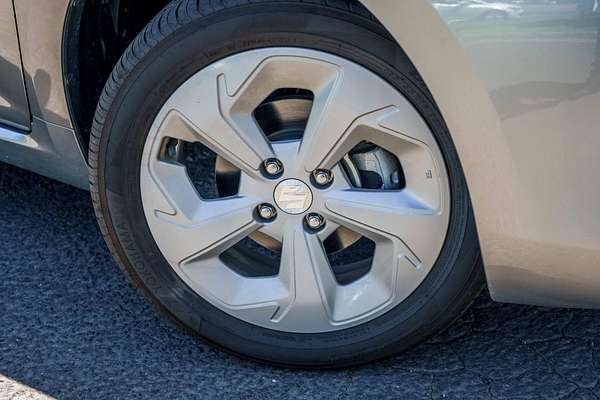 2024 Suzuki Swift Hybrid Plus UZ