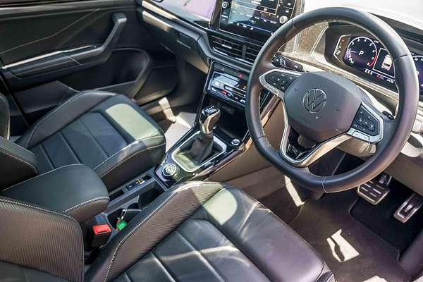 2024 Volkswagen T-Roc 140TSI R-Line D11