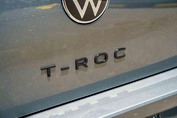 2024 Volkswagen T-Roc 140TSI R-Line D11