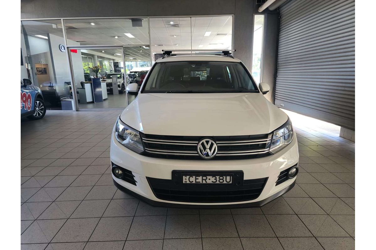 TIGUAN 5NC MY12 103 TDI 2.0L DT4 DIESEL TURBO F/INJ 7 SP AUTO DIRECT SHIFT 4D WAGON 