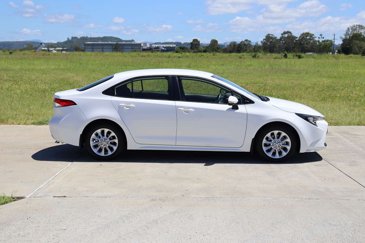 2022 Toyota Corolla Ascent Sport MZEA12R