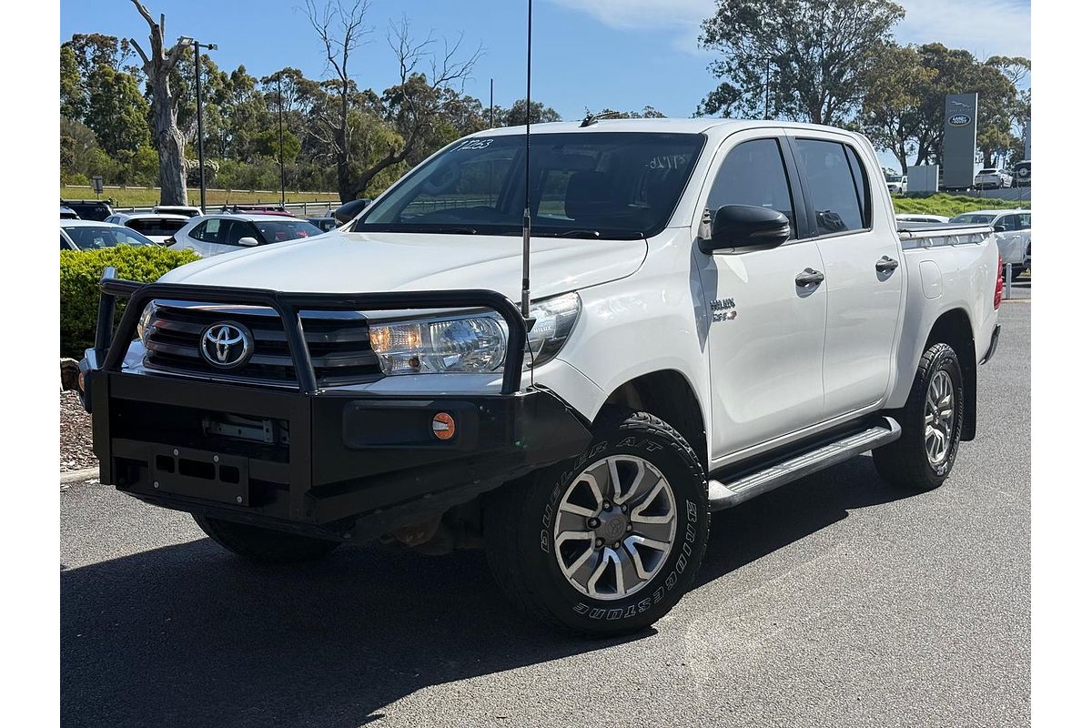 2017 Toyota Hilux SR GUN126R 4X4