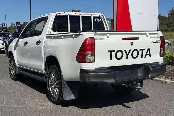2017 Toyota Hilux SR GUN126R 4X4