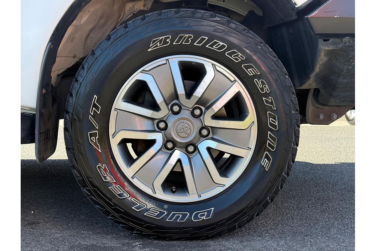 2017 Toyota Hilux SR GUN126R 4X4