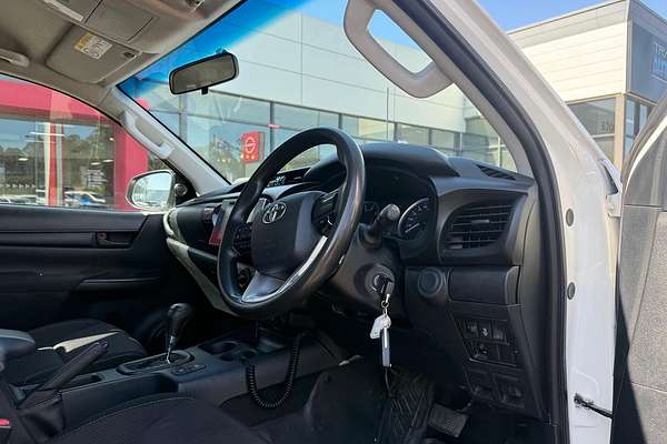 2017 Toyota Hilux SR GUN126R 4X4