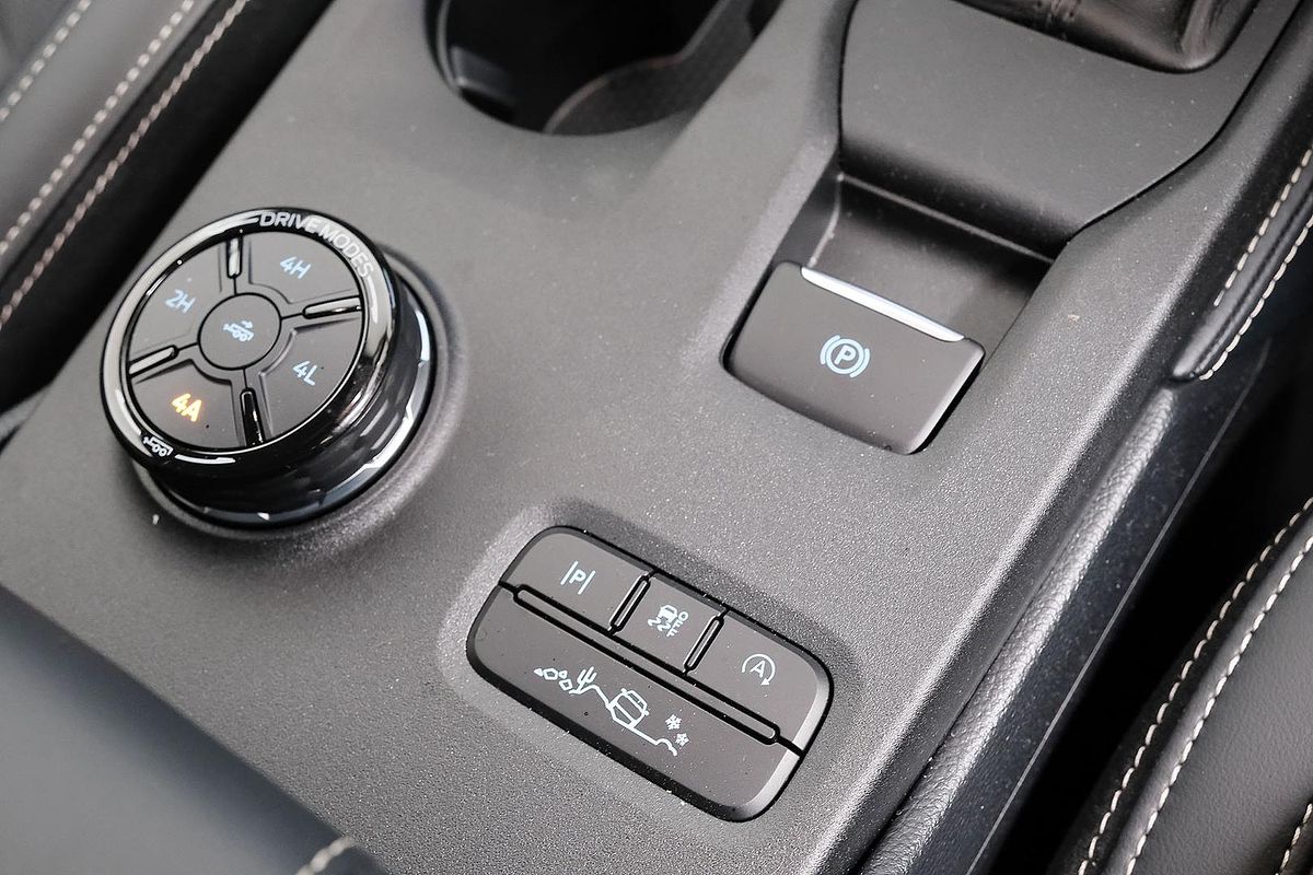 2025 Ford Ranger Platinum 4X4 3.0L