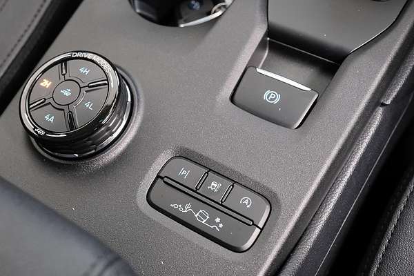 2025 Ford Everest Trend 2.0L