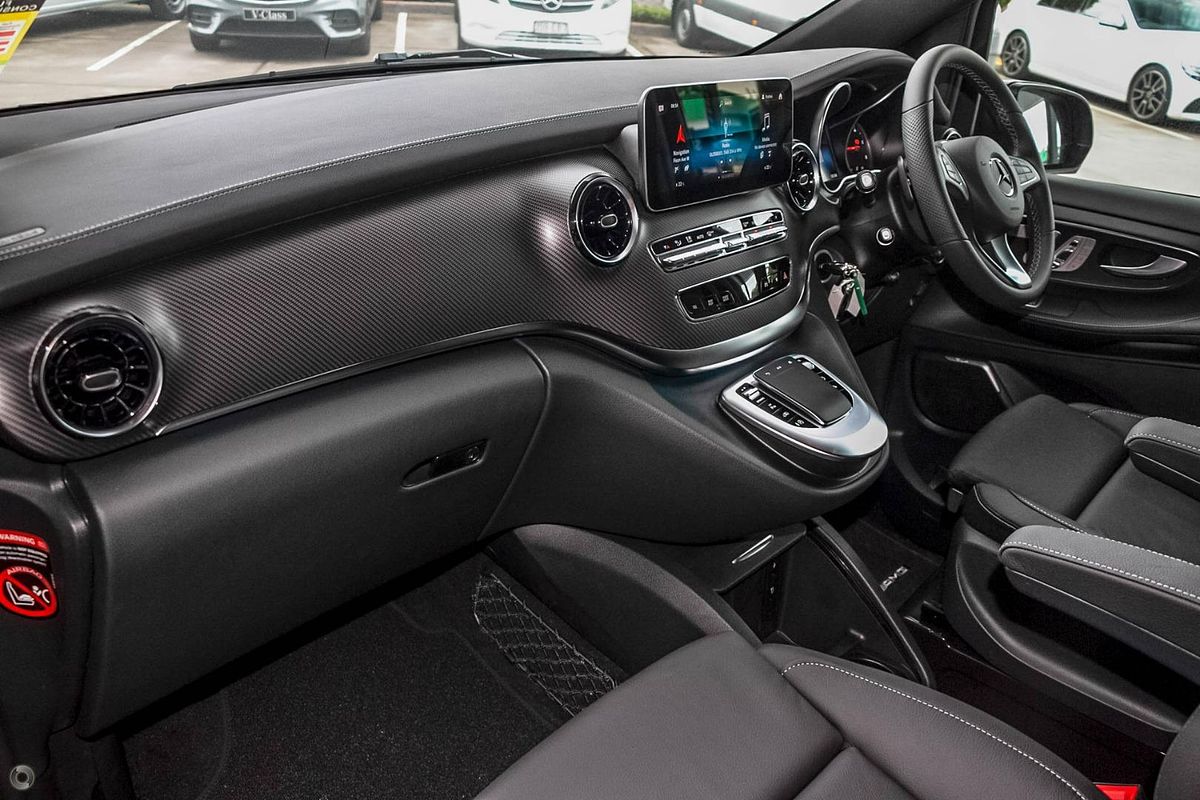 2022 Mercedes-Benz V-Class V300 d AMG Avantgarde 447 MWB