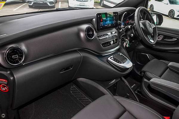 2022 Mercedes-Benz V-Class V300 d AMG Avantgarde 447 MWB