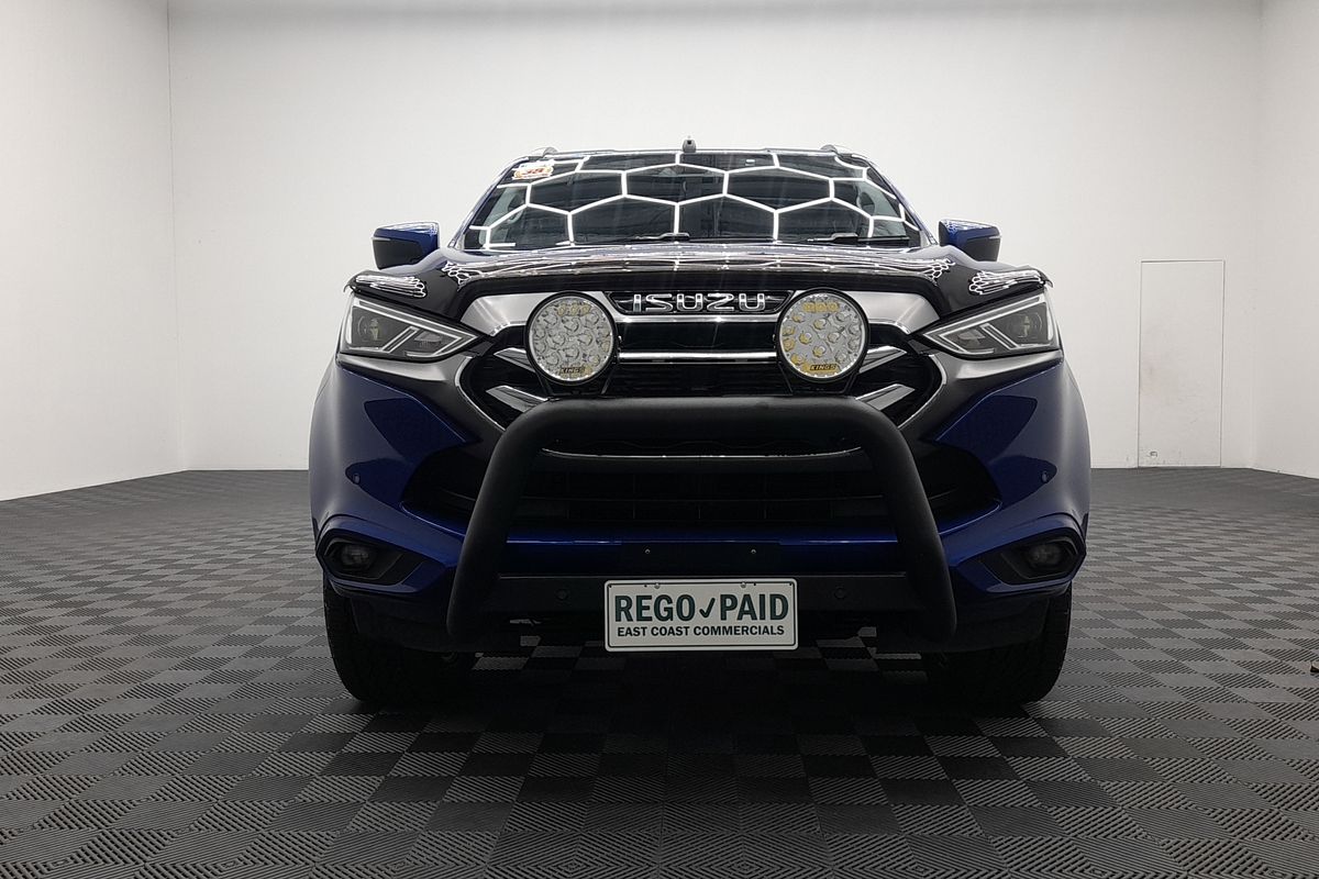 2022 Isuzu MU-X LS-T