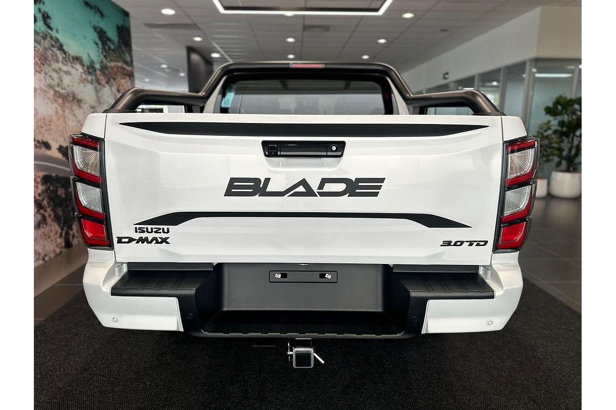 2025 Isuzu D-MAX BLADE 4X4