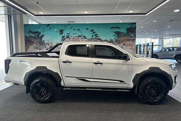 2025 Isuzu D-MAX BLADE 4X4