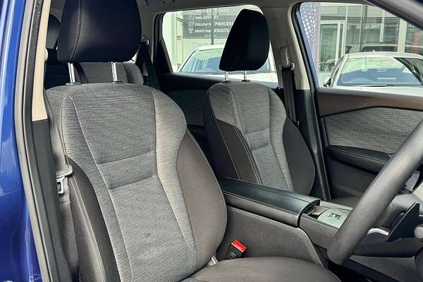 2024 Nissan X-TRAIL ST T33