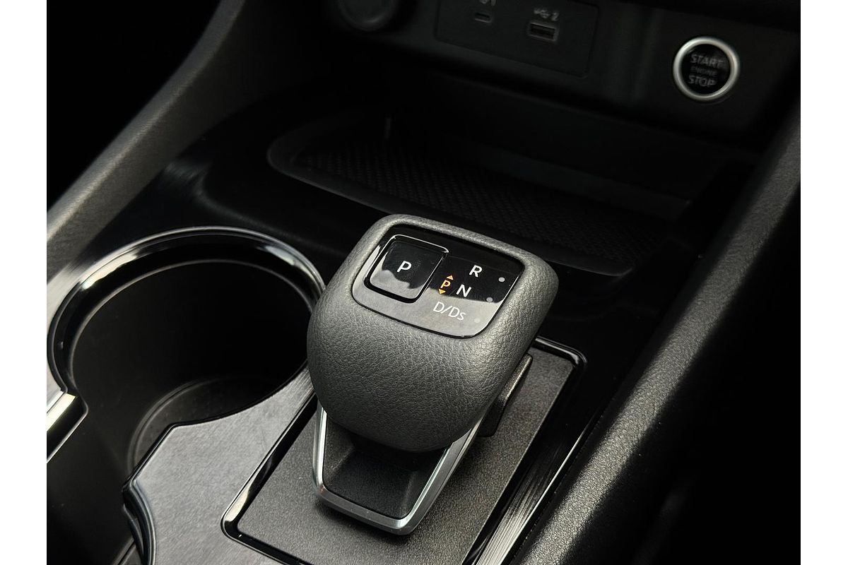 2024 Nissan X-TRAIL ST T33