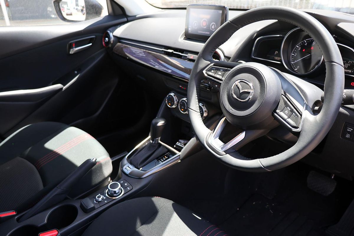 2025 Mazda 2 G15 Evolve DJ Series