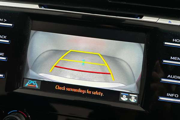 2020 Toyota Camry Ascent AXVH71R