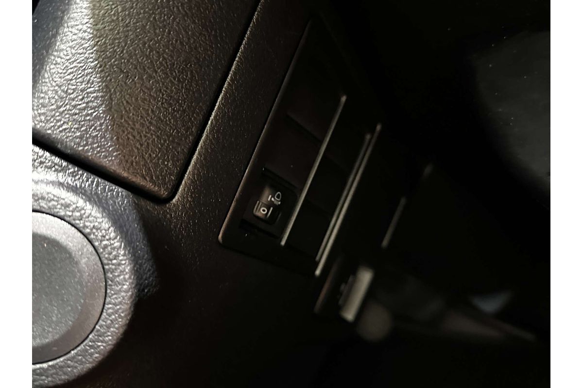 2018 Toyota Hilux Workmate TGN121R Rear Wheel Drive