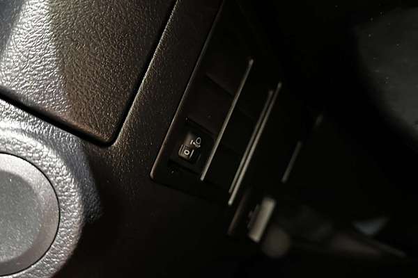 2018 Toyota Hilux Workmate TGN121R Rear Wheel Drive