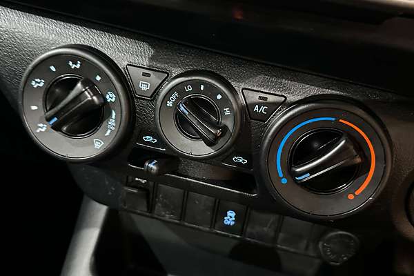 2018 Toyota Hilux Workmate TGN121R Rear Wheel Drive