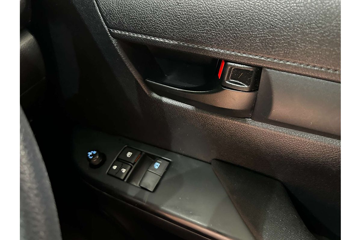 2018 Toyota Hilux Workmate TGN121R Rear Wheel Drive