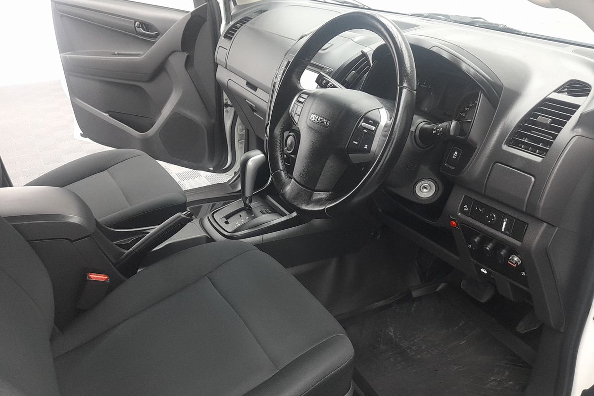 2020 Isuzu D-MAX SX High Ride Rear Wheel Drive