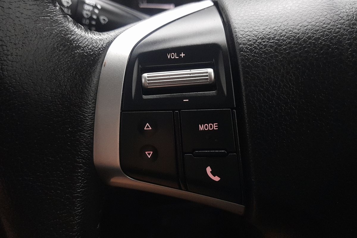 2020 Isuzu D-MAX SX High Ride Rear Wheel Drive