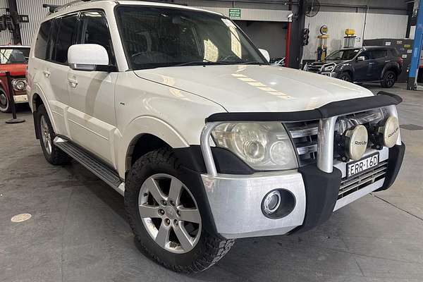 2006 Mitsubishi Pajero VR-X LWB (4x4) NS