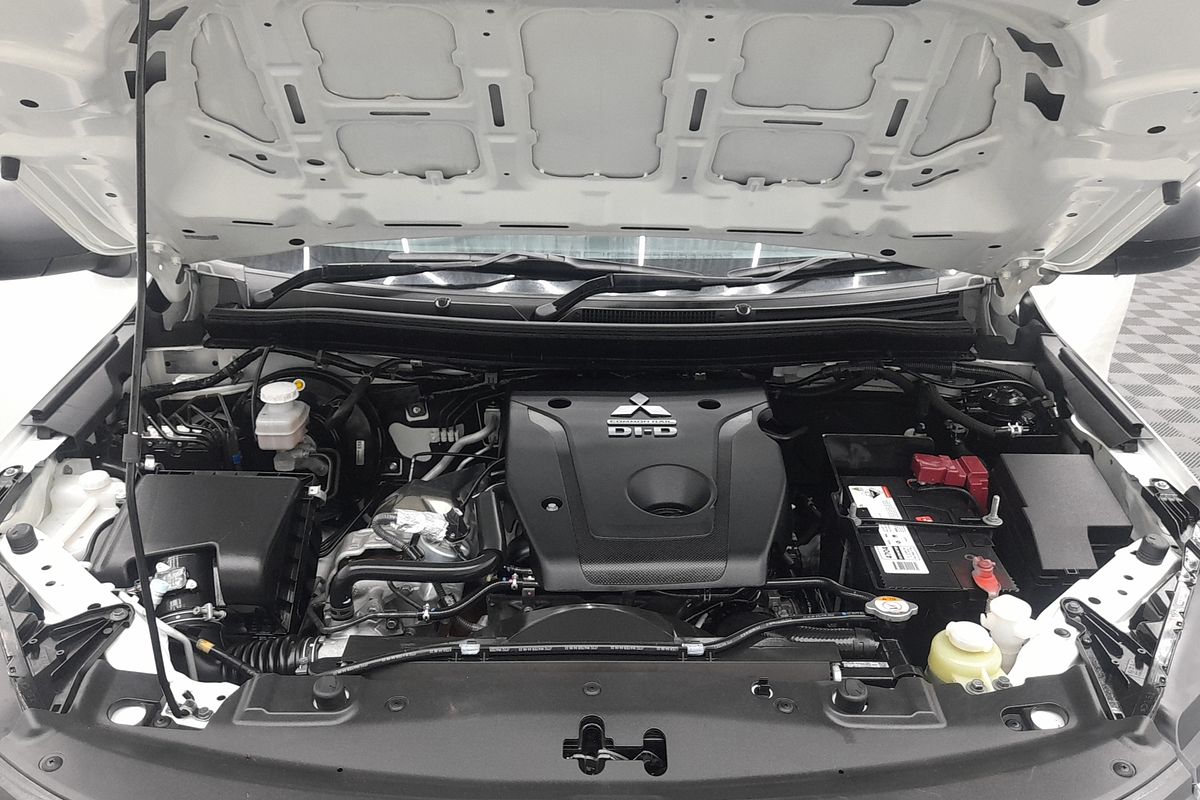 2022 Mitsubishi Triton GLX MR Rear Wheel Drive