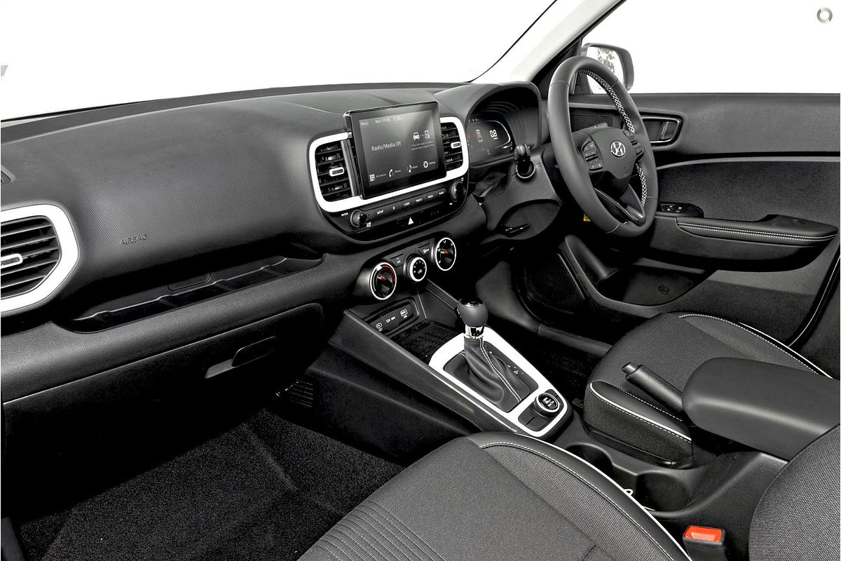 2025 Hyundai Venue Active QX.V5