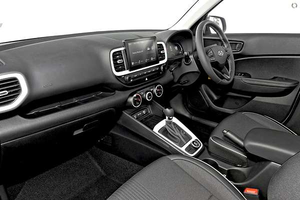 2025 Hyundai Venue Active QX.V5