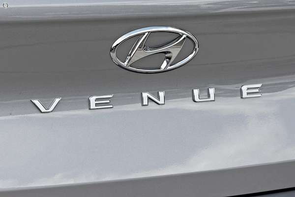 2025 Hyundai Venue Active QX.V5