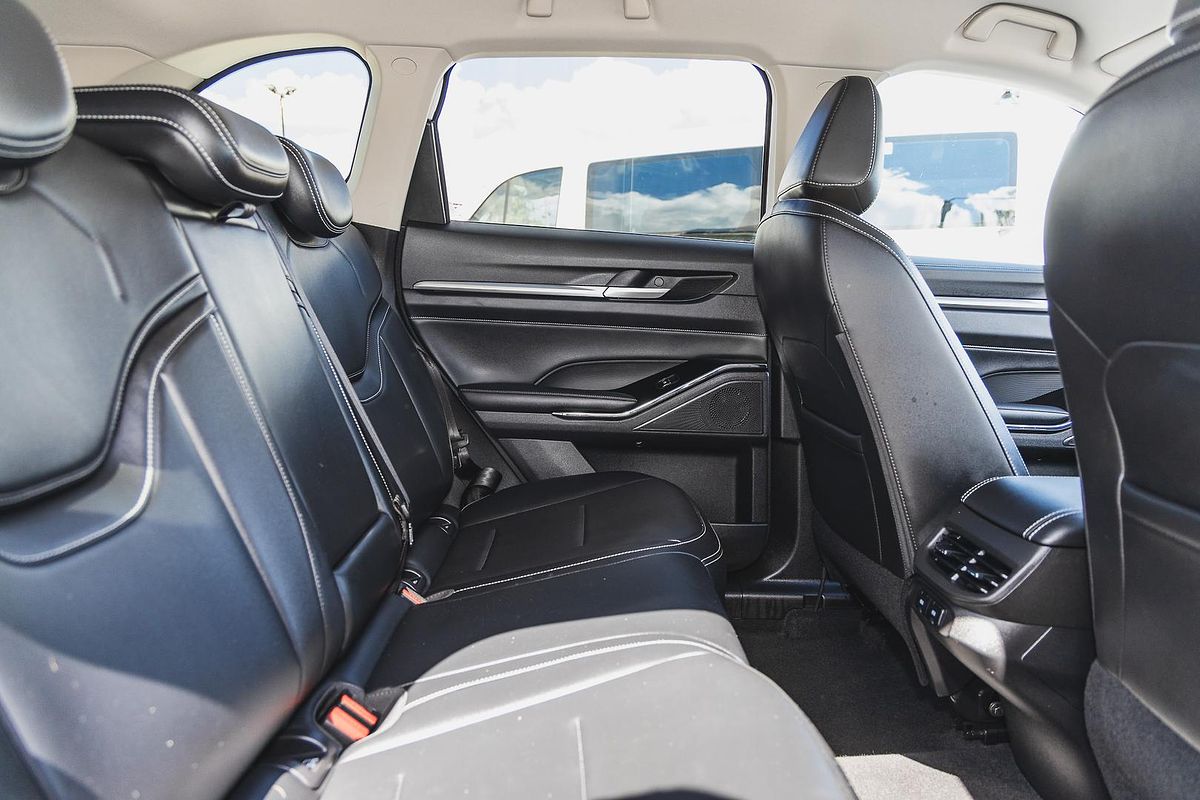 2024 GWM Haval H6 Lux B01