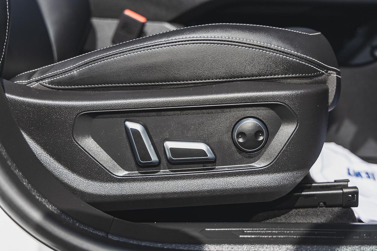 2024 GWM Haval H6 Lux B01