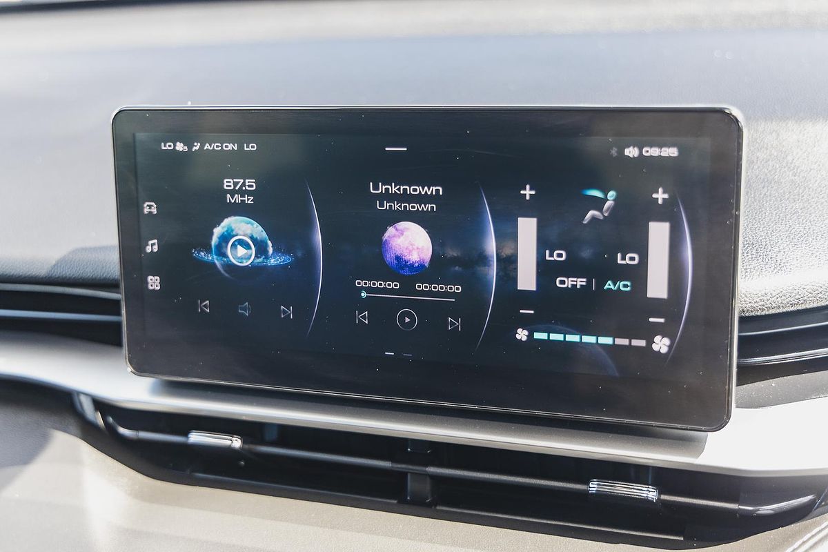 2024 GWM Haval H6 Lux B01