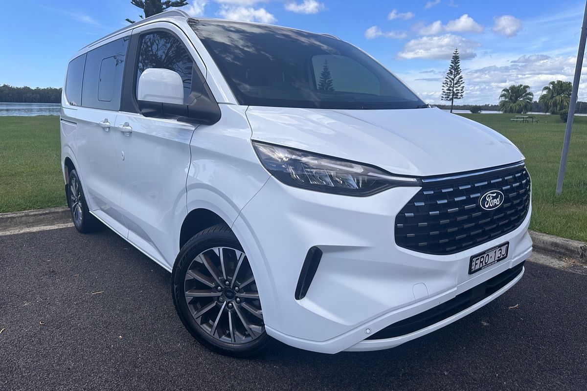 2024 Ford Tourneo Titanium X AV SWB