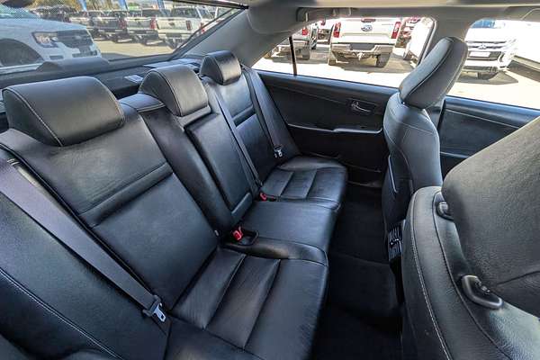 2017 Toyota Camry Atara SL ASV50R