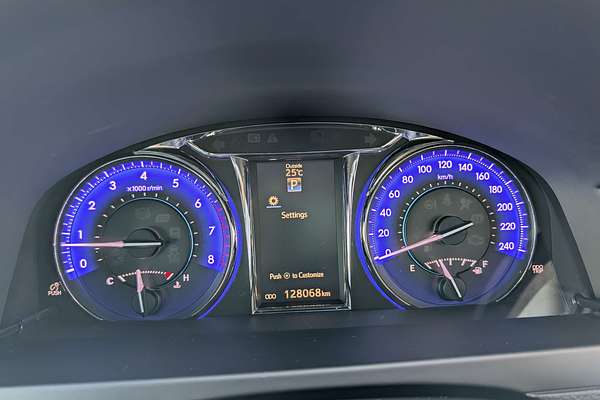 2017 Toyota Camry Atara SL ASV50R