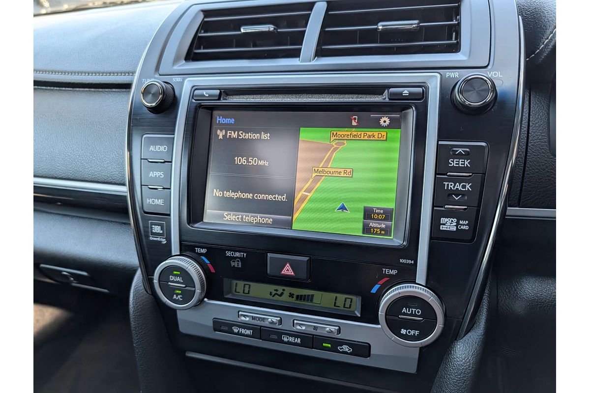 2017 Toyota Camry Atara SL ASV50R