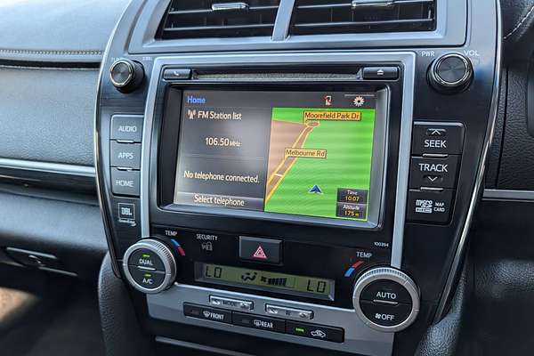 2017 Toyota Camry Atara SL ASV50R