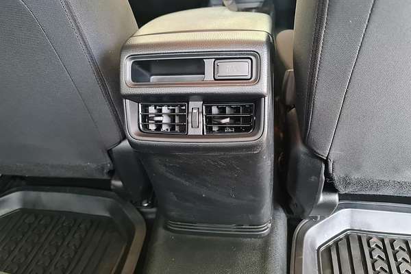 2023 Isuzu D-MAX SX 4X4