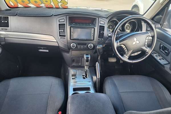 2010 Mitsubishi Pajero Activ NT