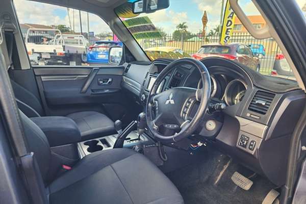 2010 Mitsubishi Pajero Activ NT