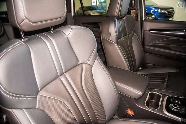 2025 Isuzu MU-X LS-T